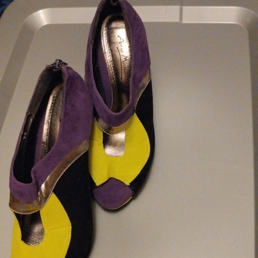 Anne Michelle Assassin 30B open toe platform pumps 5" heels size 6.5 women 0130